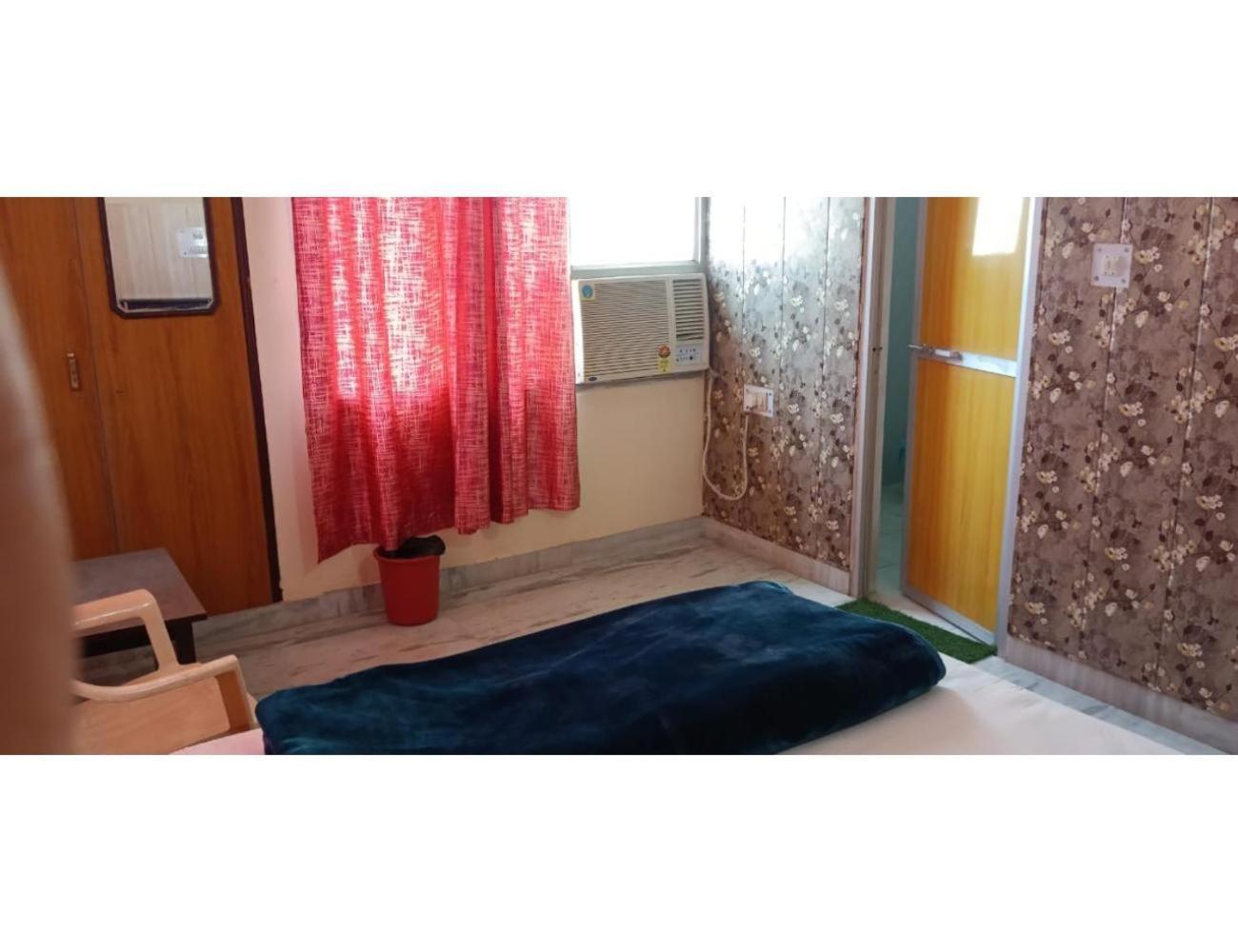 Hotel Sangam, Варанаси Екстериор снимка